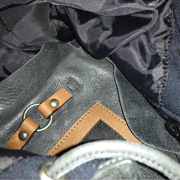 NWT FRYE DETACHABLE HOOD LEATHER JACKET - Picture 9 of 9